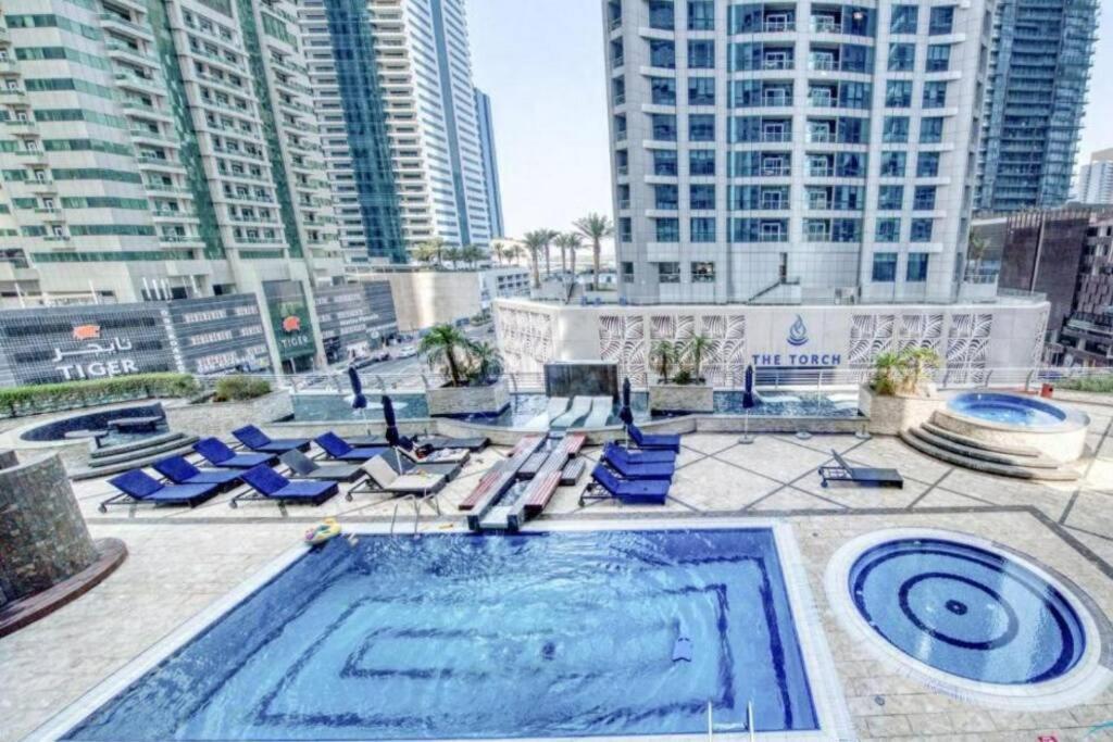 Skynest Holiday Homes Princess Tower 68Th Floor 1 Bedroom Apartment ドバイ エクステリア 写真
