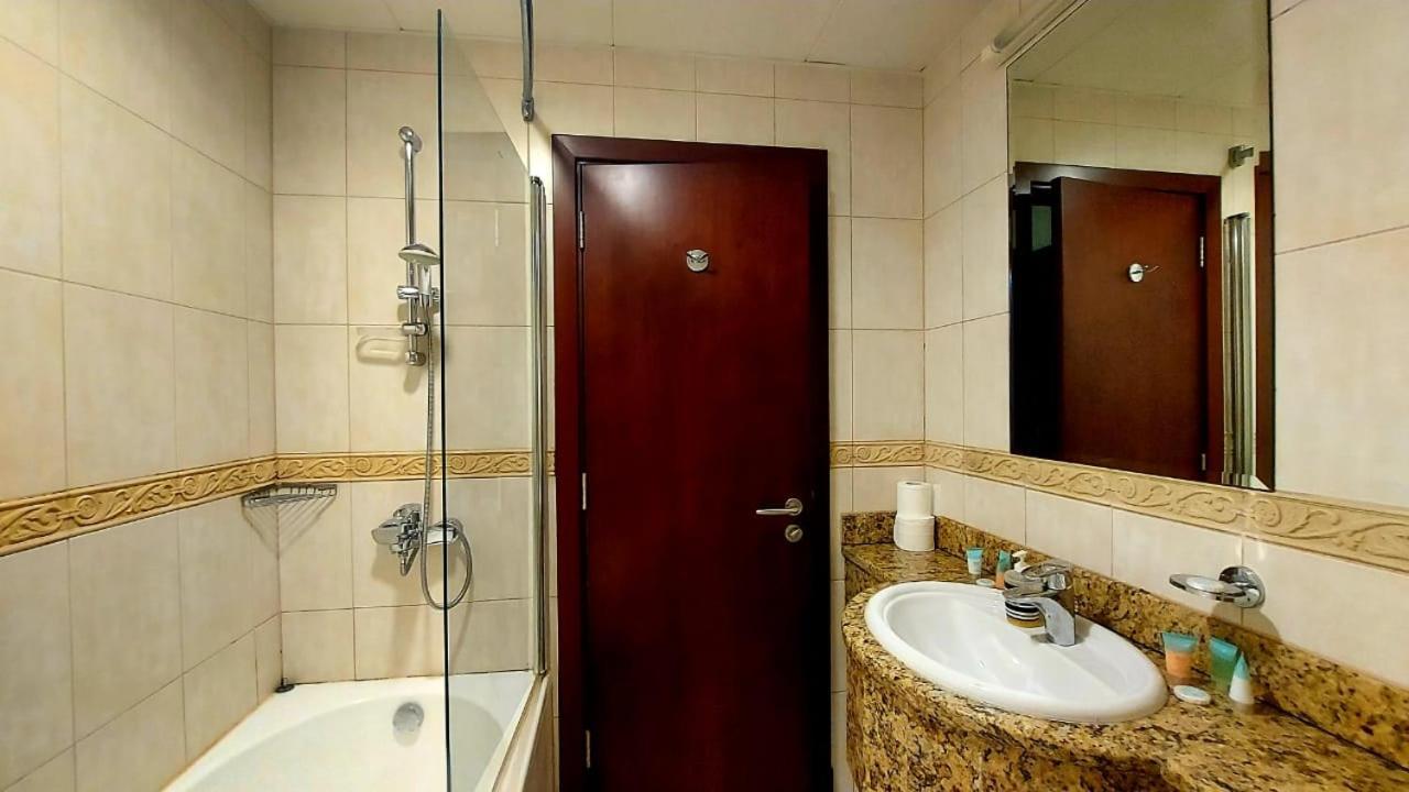 Skynest Holiday Homes Princess Tower 68Th Floor 1 Bedroom Apartment ドバイ エクステリア 写真