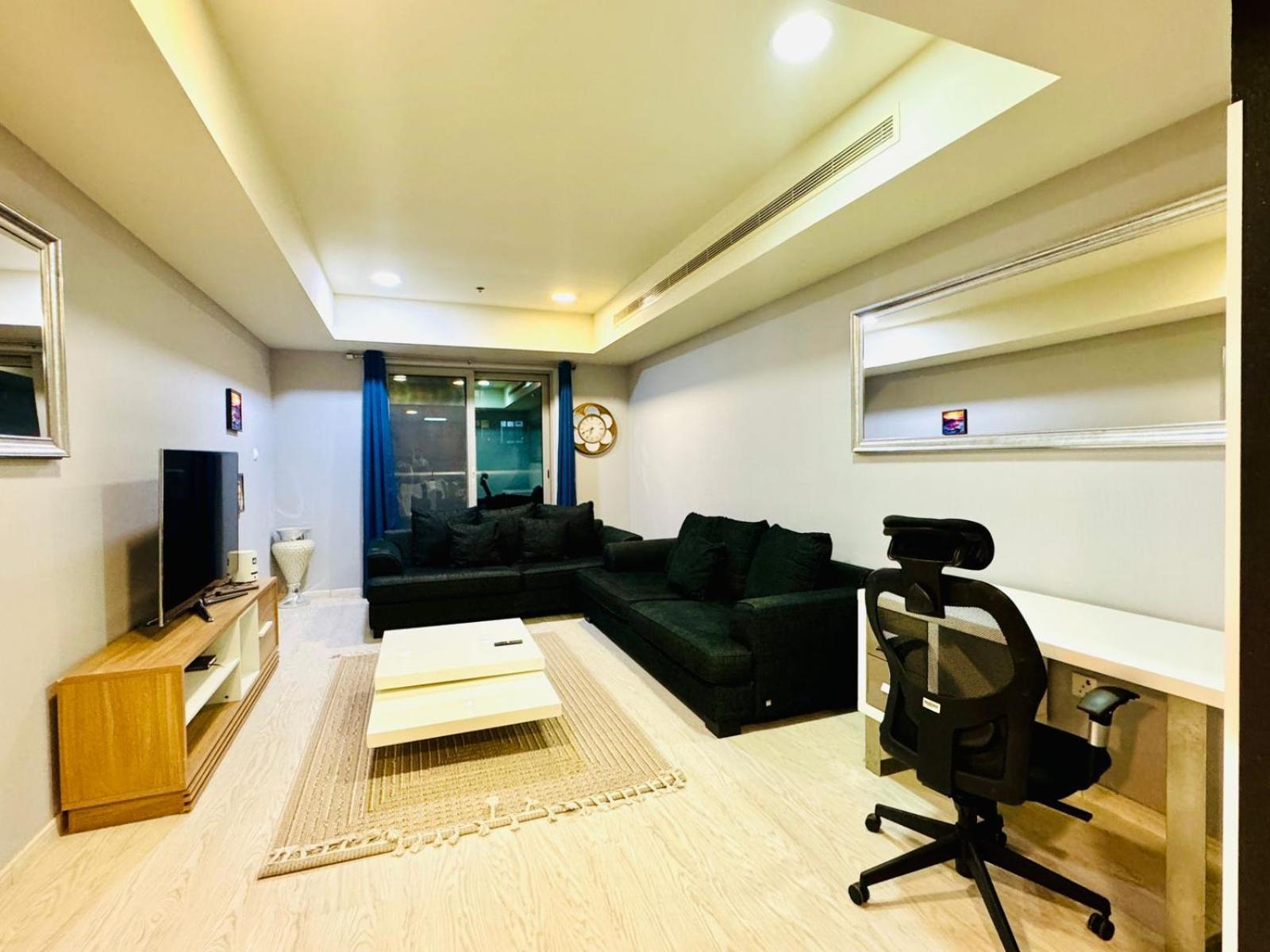 Skynest Holiday Homes Princess Tower 68Th Floor 1 Bedroom Apartment ドバイ エクステリア 写真